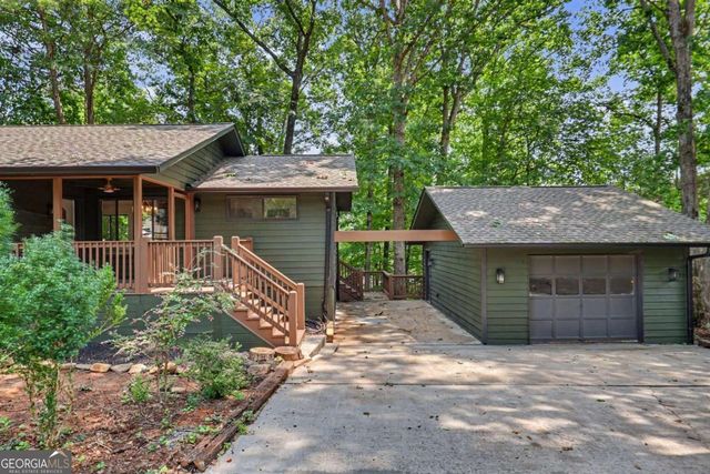 951 Mcclure Drive, Hayesville, NC 28904