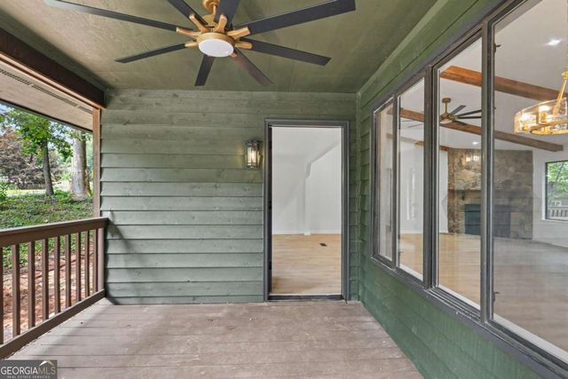 951 Mcclure Drive, Hayesville, NC 28904