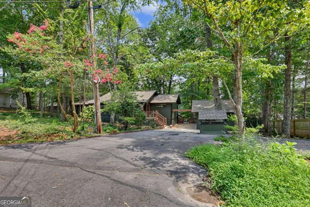 951 Mcclure Drive, Hayesville, NC 28904