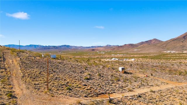Lot 8 Laguna Rd., Golden Valley, AZ 86413