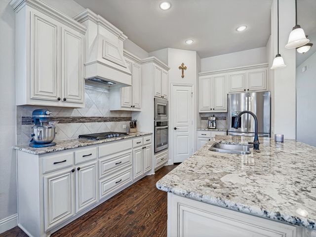 1011 Walford Drive, Forney, TX 75126