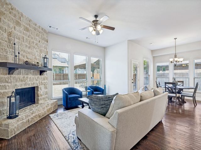 1011 Walford Drive, Forney, TX 75126