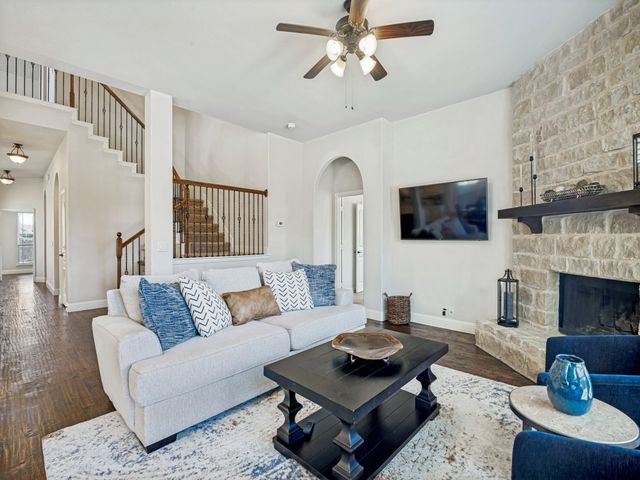 1011 Walford Drive, Forney, TX 75126