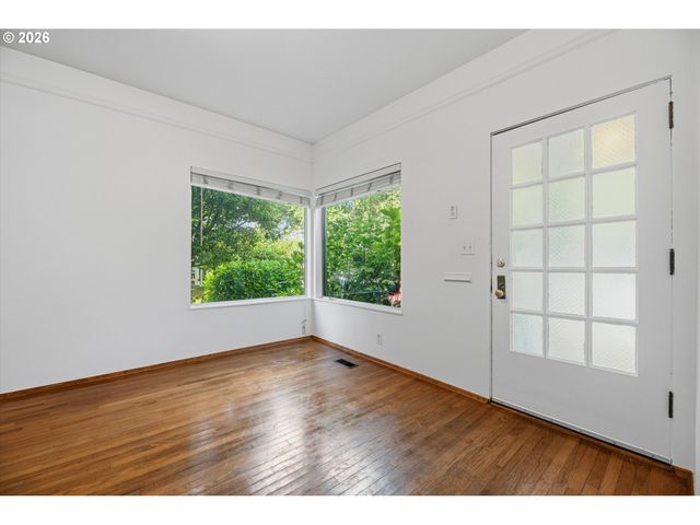 2237 Ne 14TH Ave, Portland, OR 97212