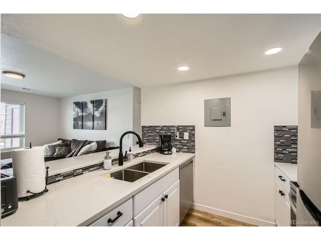 10785 W 63rd Pl 108, Arvada, CO 80004