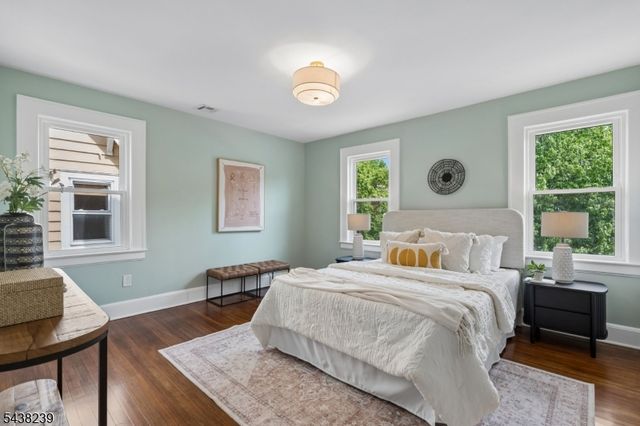 98 Midland Blvd, Maplewood Twp., NJ 07040