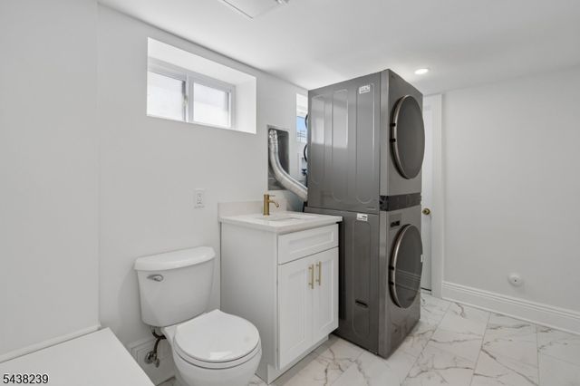 98 Midland Blvd, Maplewood Twp., NJ 07040