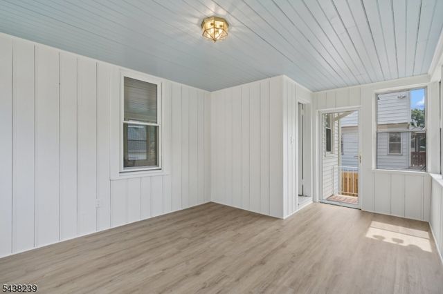 98 Midland Blvd, Maplewood Twp., NJ 07040