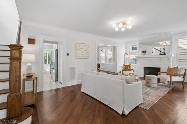 98 Midland Blvd, Maplewood Twp., NJ 07040