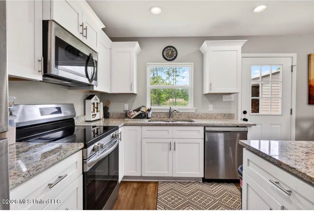 8595 Mint Julep Drive, Perkinston, MS 39573