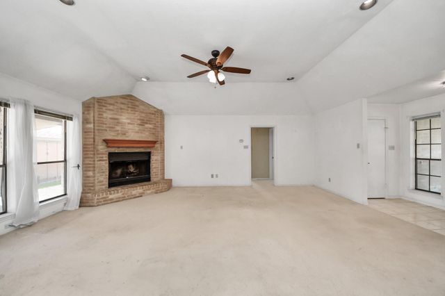 5415 Raintree Drive, Missouri City, TX 77459