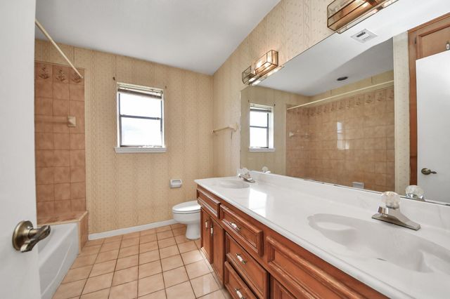 5415 Raintree Drive, Missouri City, TX 77459