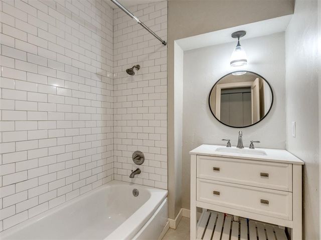 529 S 2nd Avenue, Purcell, OK 73080