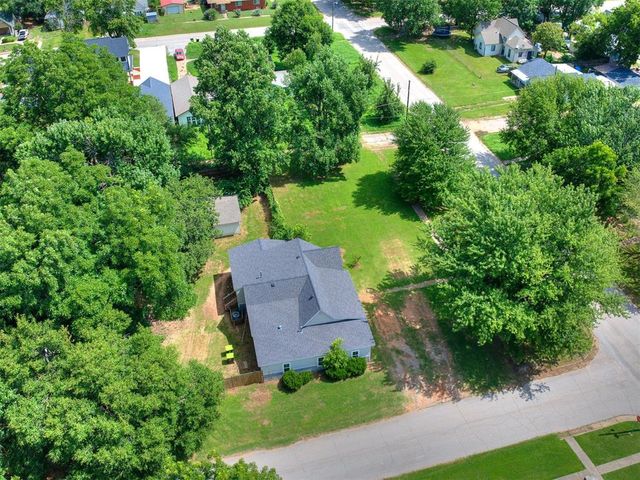 529 S 2nd Avenue, Purcell, OK 73080