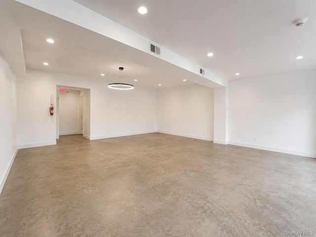 44 N Central Avenue, Hartsdale, NY 10530