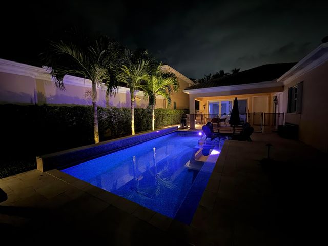 196 Florence Drive, Jupiter, FL 33458