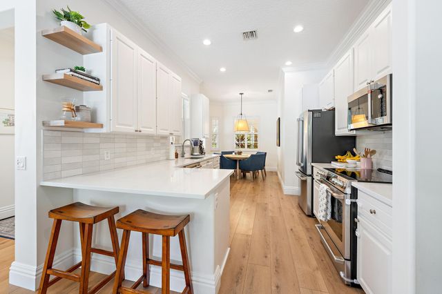 196 Florence Drive, Jupiter, FL 33458