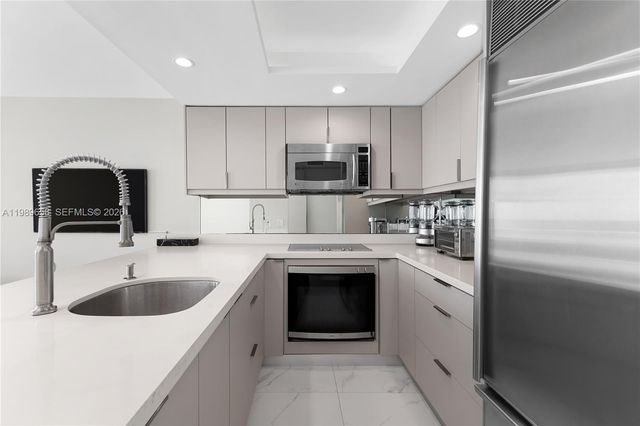 401 Ocean Dr 918, Miami Beach, FL 33139