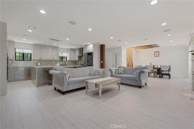 11001 Gothic Avenue, Granada Hills, CA 91344