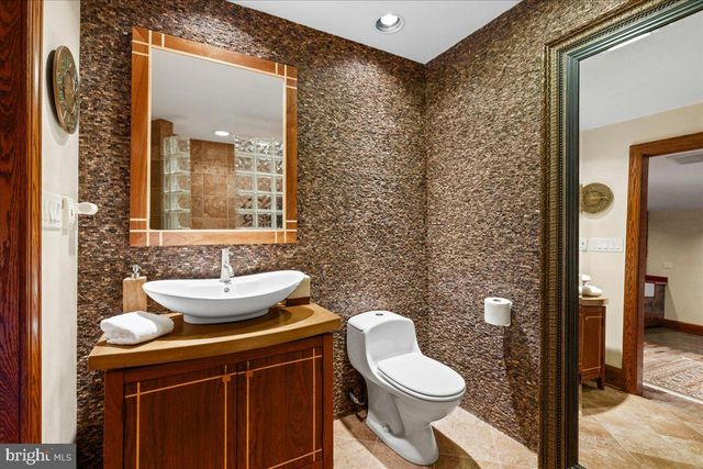 5506 BOOTJACK DR, Frederick, MD 21702