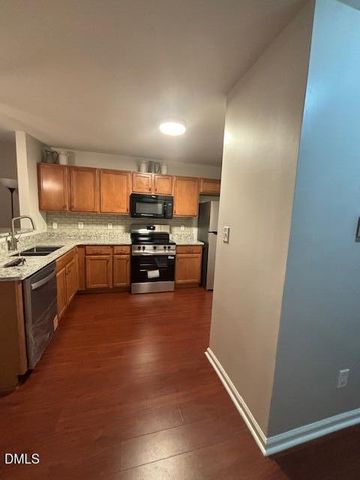 3211 Ivey Wood Lane, Durham, NC 27703