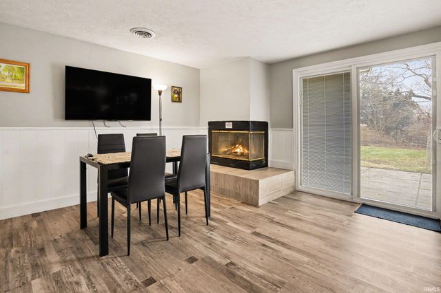 52770 Arbor Drive, South Bend, IN 46635