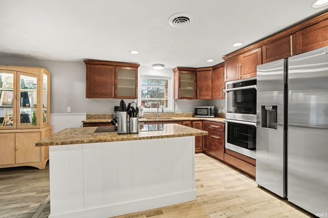 52770 Arbor Drive, South Bend, IN 46635