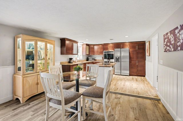 52770 Arbor Drive, South Bend, IN 46635