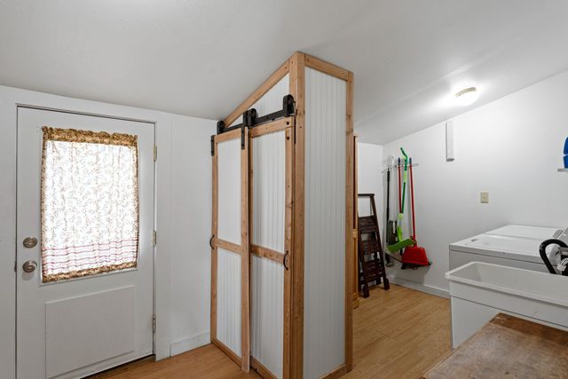 3021 N Girard Rd, Spokane, WA 99212