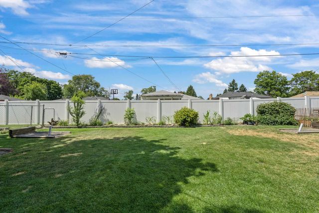 3021 N Girard Rd, Spokane, WA 99212