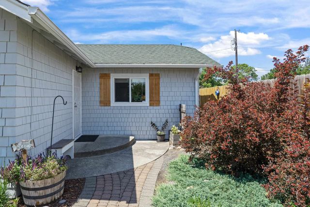 3021 N Girard Rd, Spokane, WA 99212