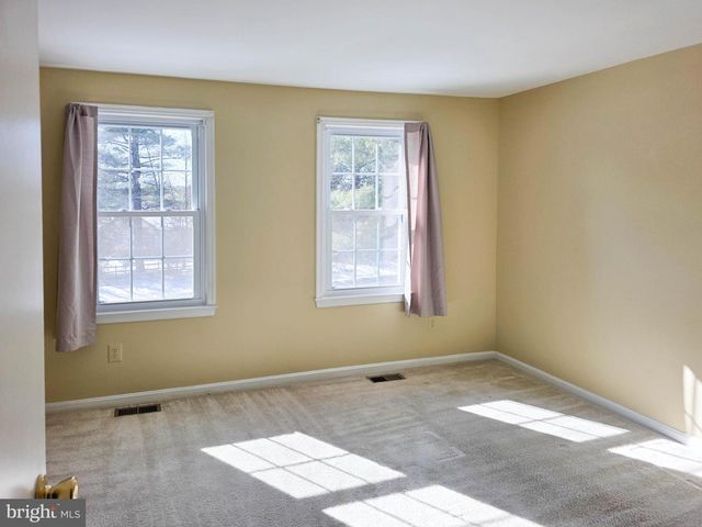 20559 STRATH HAVEN DR, Gaithersburg, MD 20886