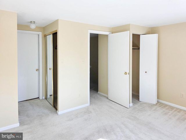 20559 STRATH HAVEN DR, Gaithersburg, MD 20886