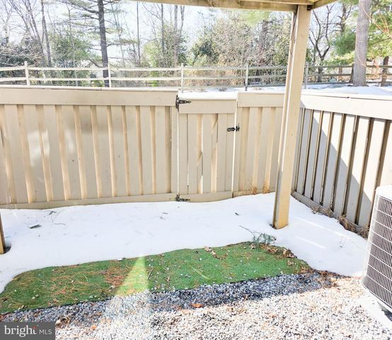 20559 STRATH HAVEN DR, Gaithersburg, MD 20886