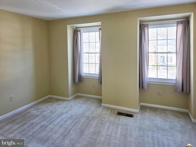 20559 STRATH HAVEN DR, Gaithersburg, MD 20886