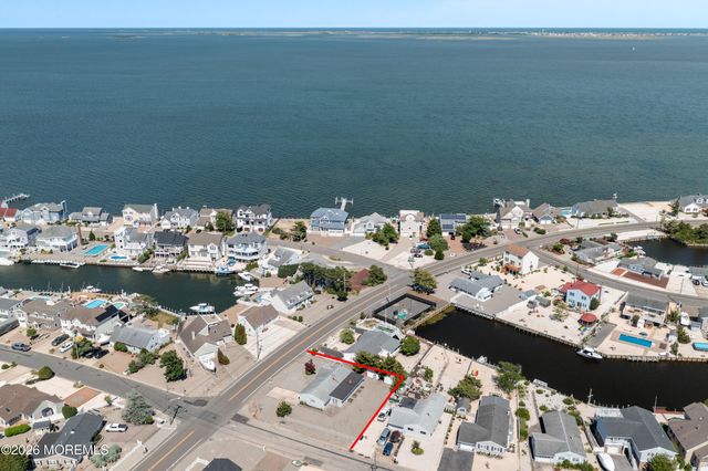 258 Bayshore Drive, Barnegat, NJ 08005