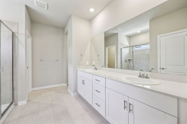 2132 Mustang Way, Seagoville, TX 75159