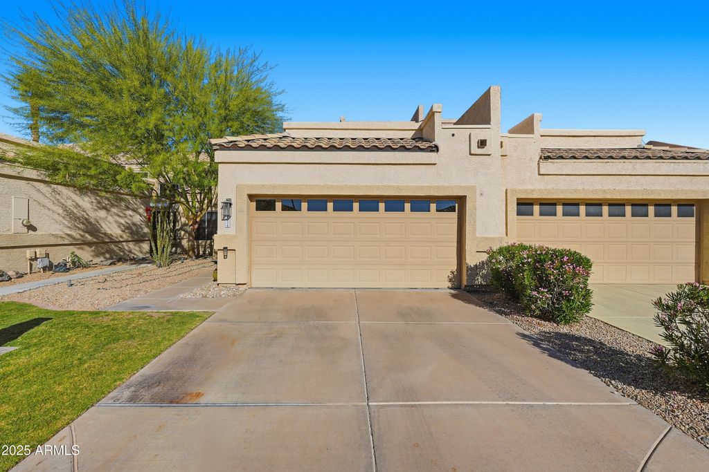 9034 W PORT ROYALE Lane, Peoria, AZ 85381 — photo 2