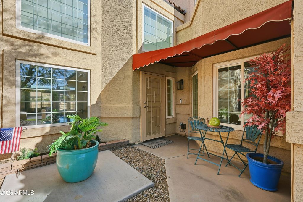 9034 W PORT ROYALE Lane, Peoria, AZ 85381 — photo 4