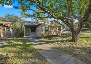 402 Vicki Street, Keller, TX 76248