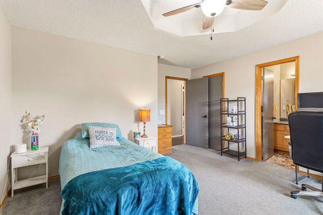 4048 W Falcon Drive, Battlefield, MO 65619