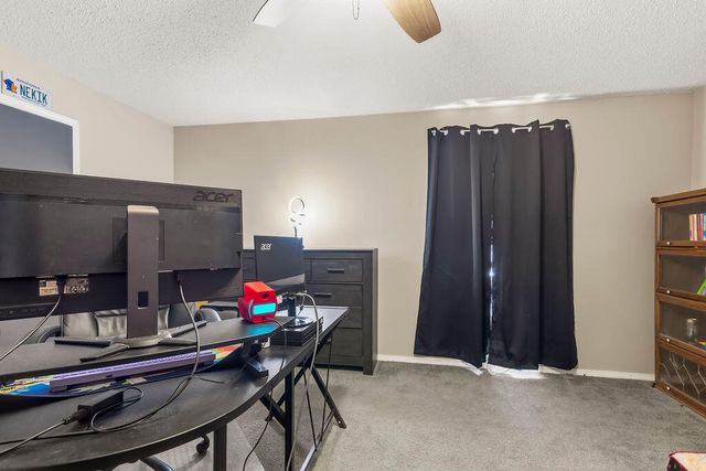 4048 W Falcon Drive, Battlefield, MO 65619