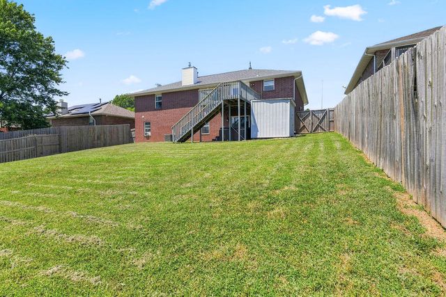 4048 W Falcon Drive, Battlefield, MO 65619