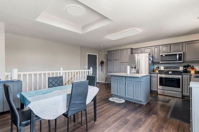 4048 W Falcon Drive, Battlefield, MO 65619