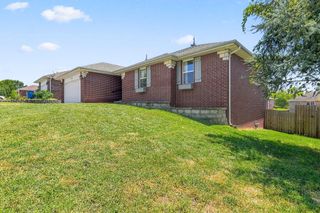 4048 W Falcon Drive, Battlefield, MO 65619