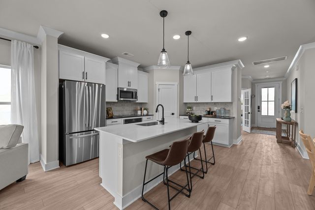 3151 Rolling Brook Drive, Columbia, TN 38401