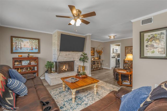 10005 Saratoga Drive, Shreveport, LA 71115