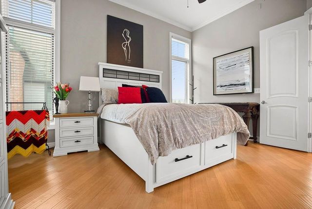 10531 Mission Road 301, Leawood, KS 66206