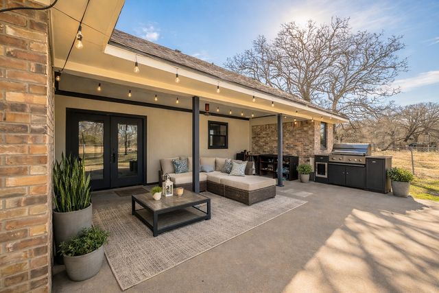 1325 N Katy Road, Elm Mott, TX 76640