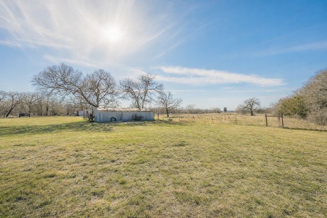 1325 N Katy Road, Elm Mott, TX 76640